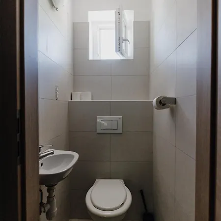 Füzeskerti Appartamento