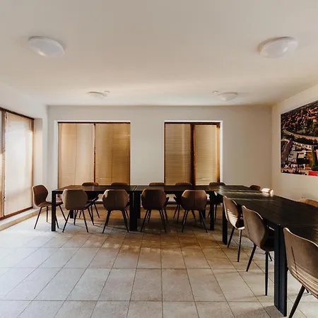 Fuezeskerti Apartmanhaz Bekesszentandras